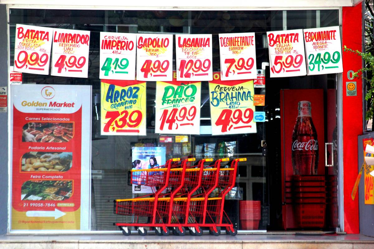 Royal Discounts at Kings Supermarkets: Your Secret Weapon for Weight Loss Without Breaking the Bank